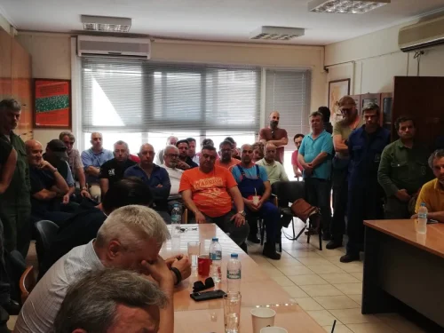 Η ΓΣΕΕ ΣΤΑ ΝΑΥΠΗΓΕΙΑ ΣΚΑΡΑΜΑΓΚΑ ΚΑΙ ΣΤΗ ΧΑΛΥΒΟΥΡΓΙΚΗ